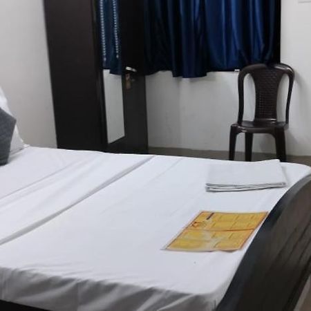 Hotel Explorer Калангут Екстер'єр фото