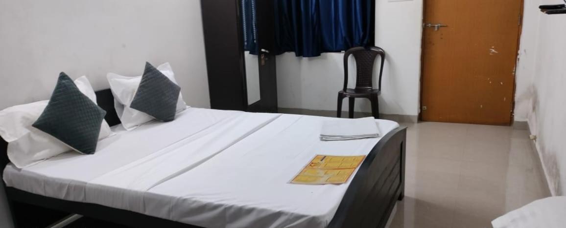 Hotel Explorer Калангут Екстер'єр фото